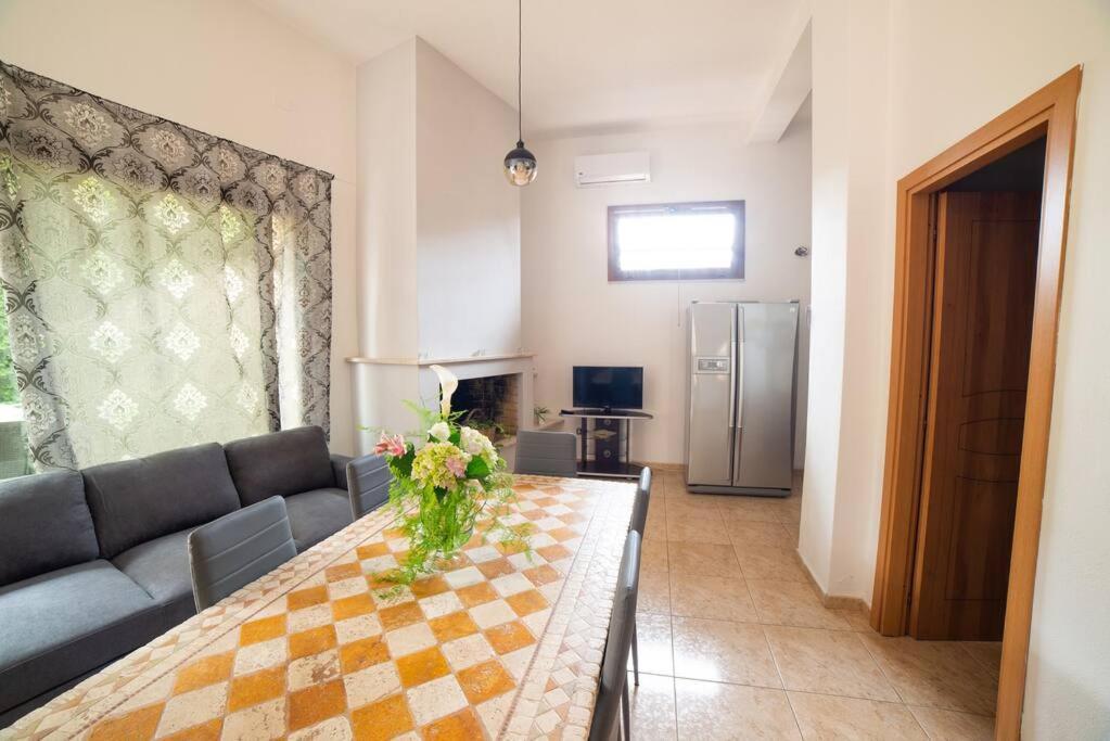 Villa Casa Di Betty à Càbras Extérieur photo
